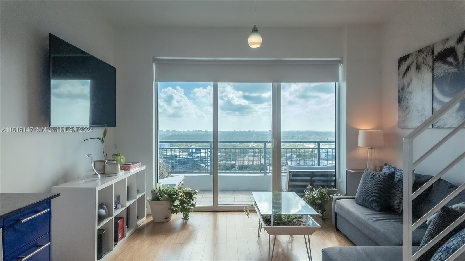 60 SW 13th St # 2003