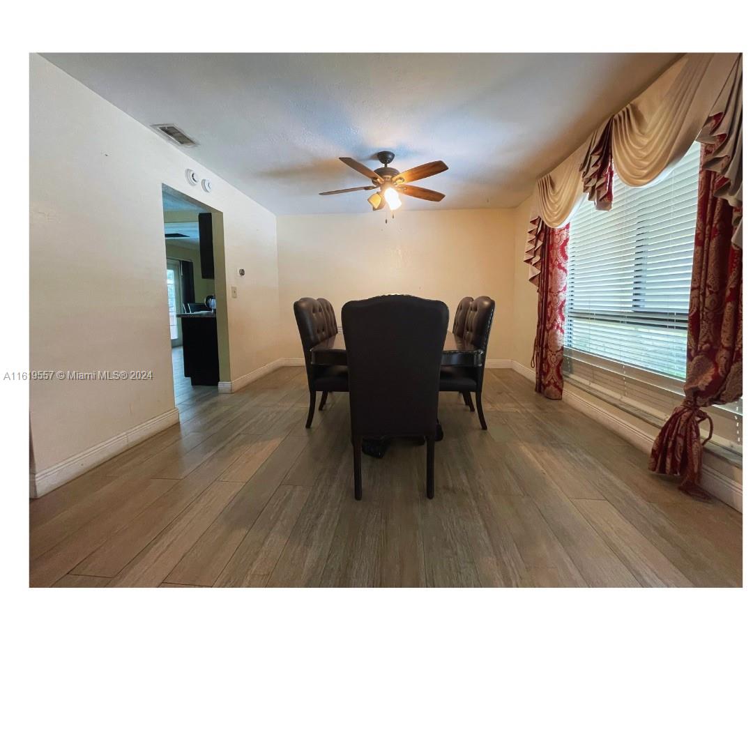 5201 SW 88th Ter