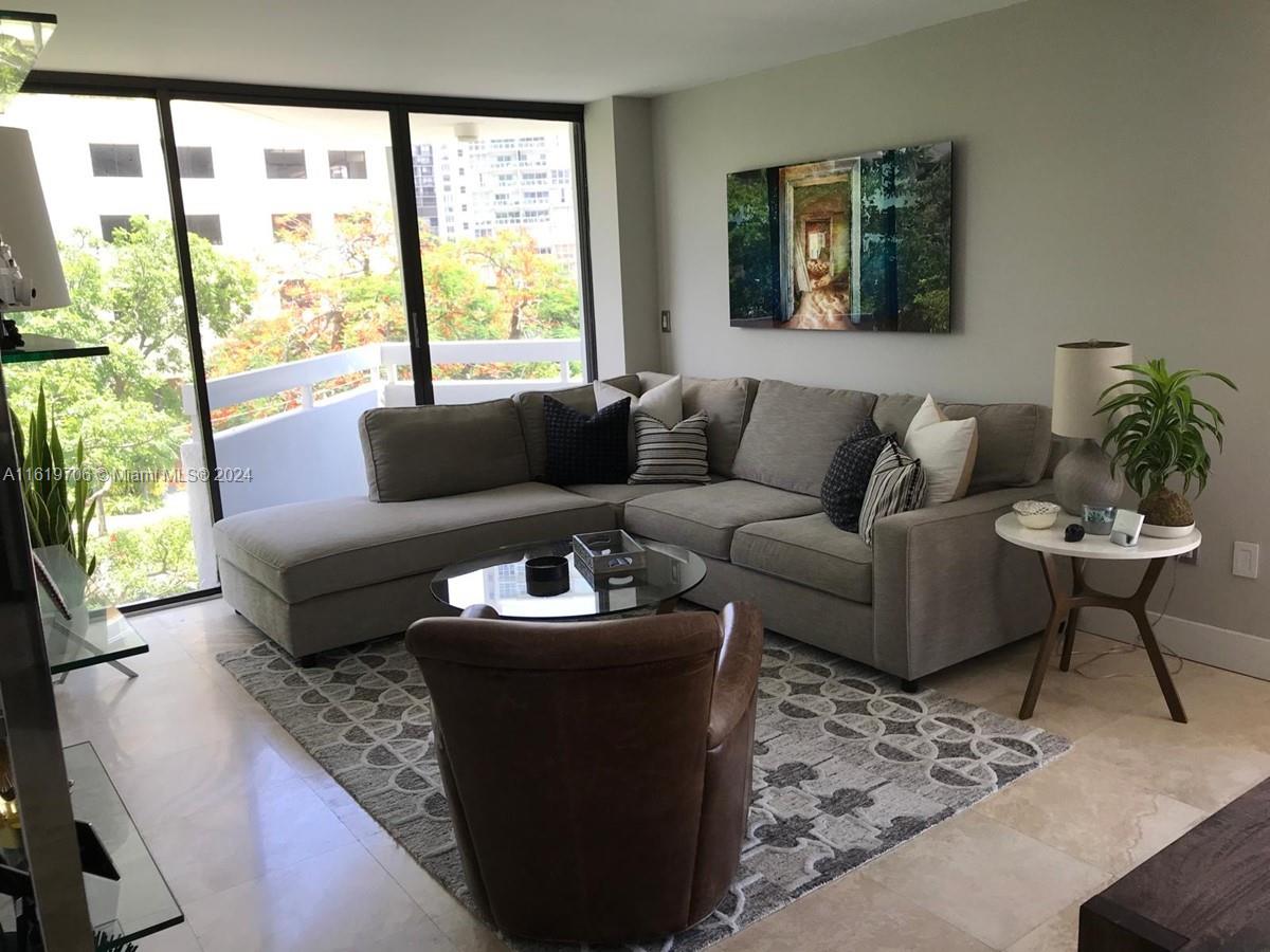2501 Brickell Ave # 306