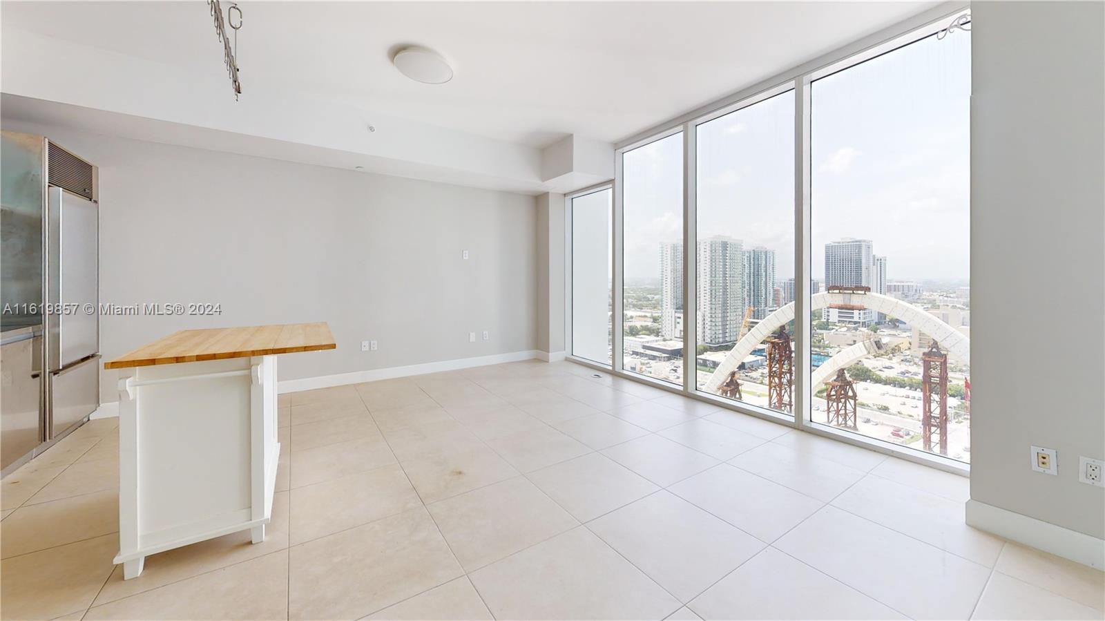 1040 Biscayne Blvd # 2205