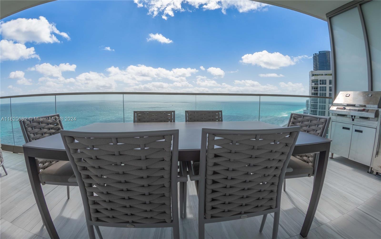 18975 Collins Ave # 2701