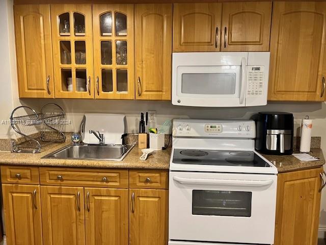 825 Brickell Bay Dr # 1249