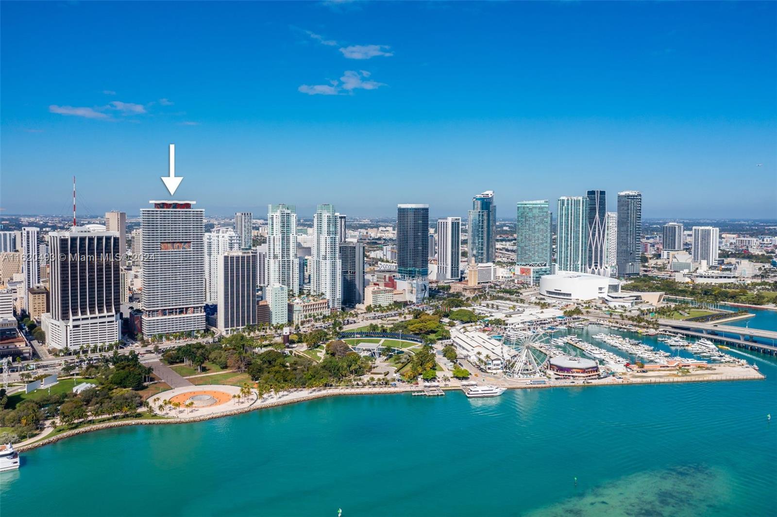 50 Biscayne Blvd # 907