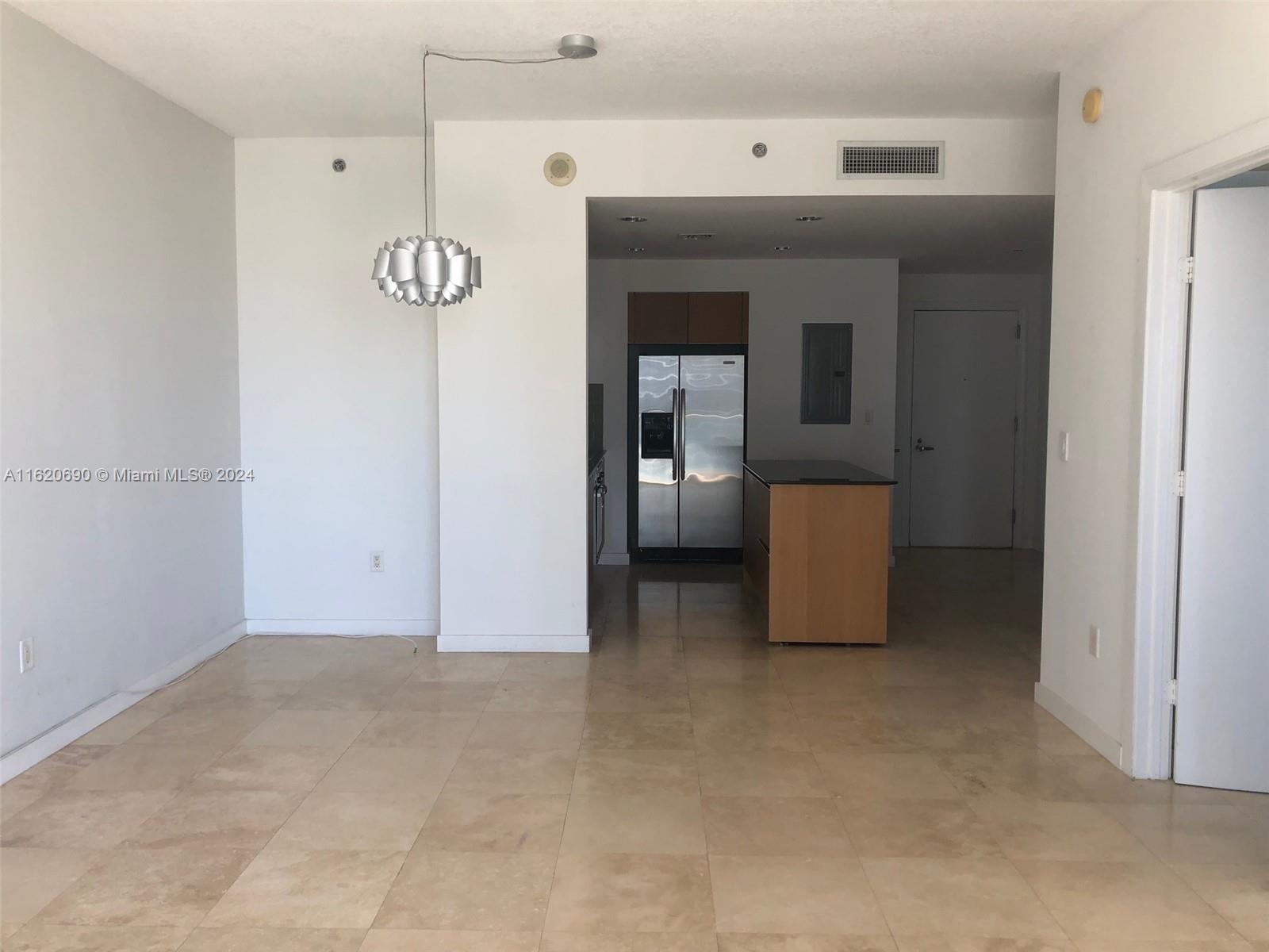 1050 BRICKELL AV # 2904