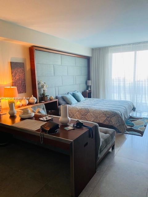 50 Biscayne Blvd # 709