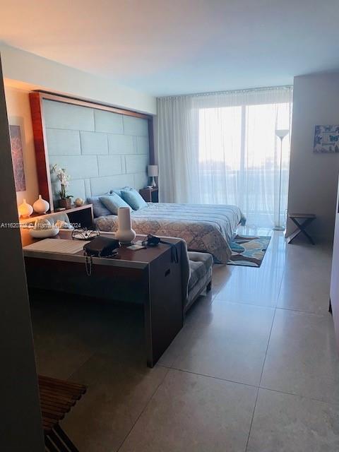 50 Biscayne Blvd # 709