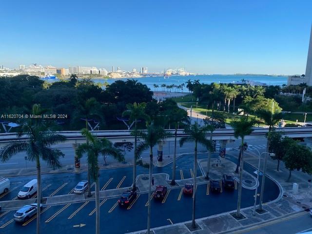 50 Biscayne Blvd # 709