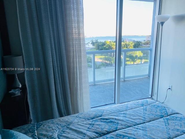 50 Biscayne Blvd # 709