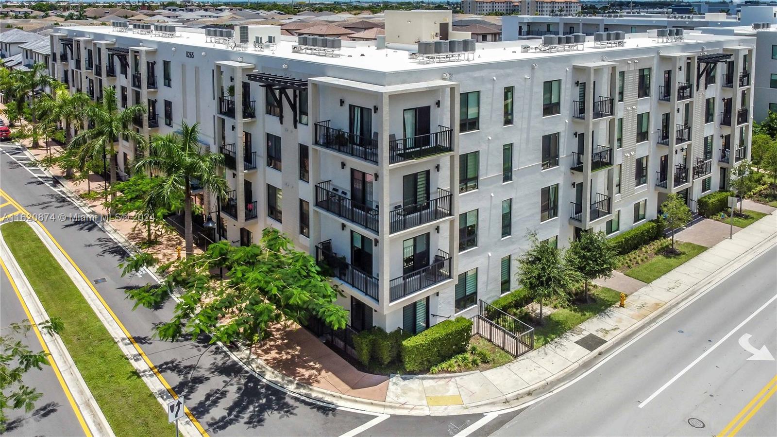 8265 NW 41st St # 206 Unit: C-206