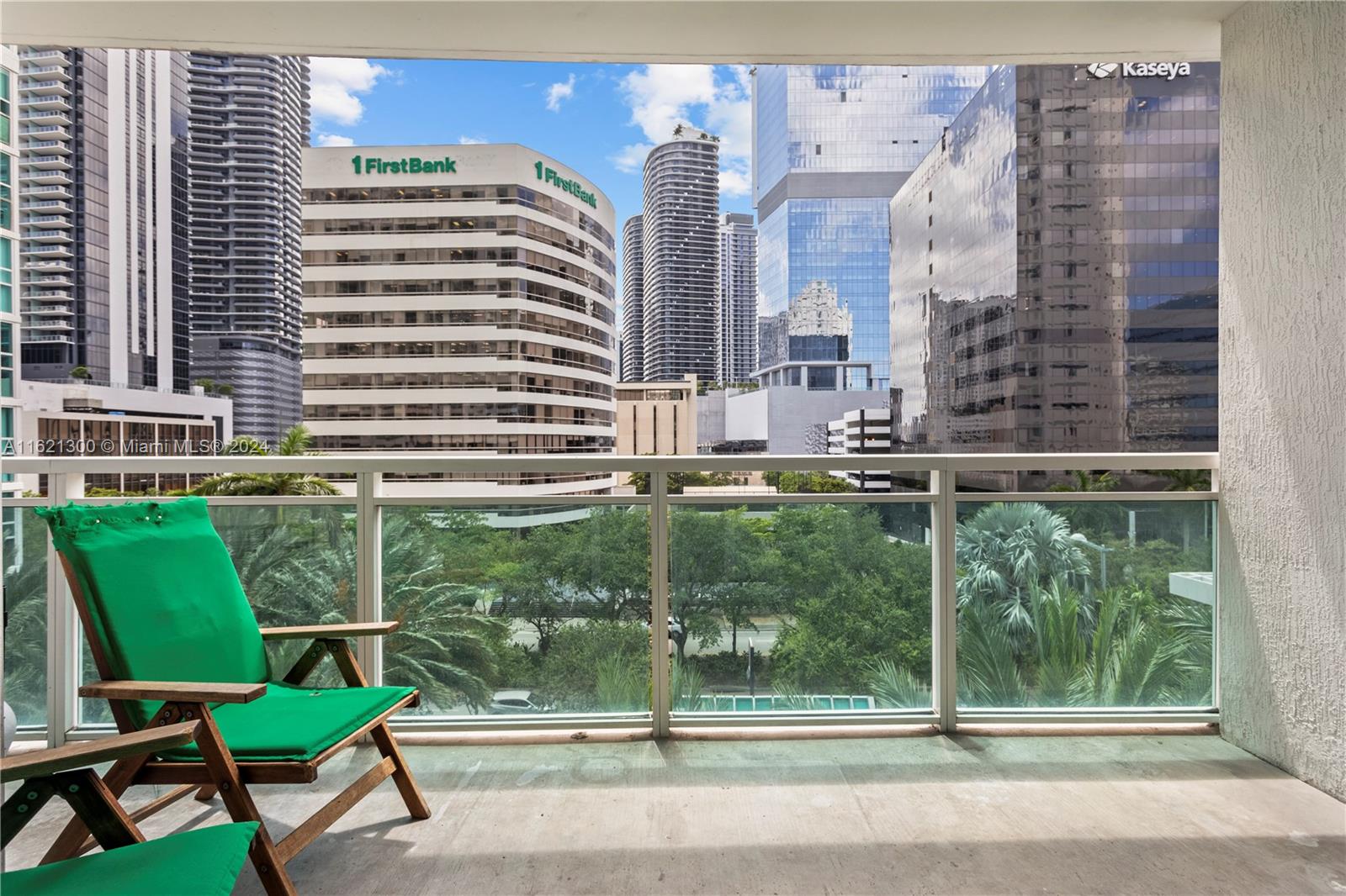 950 Brickell Bay Dr # 501