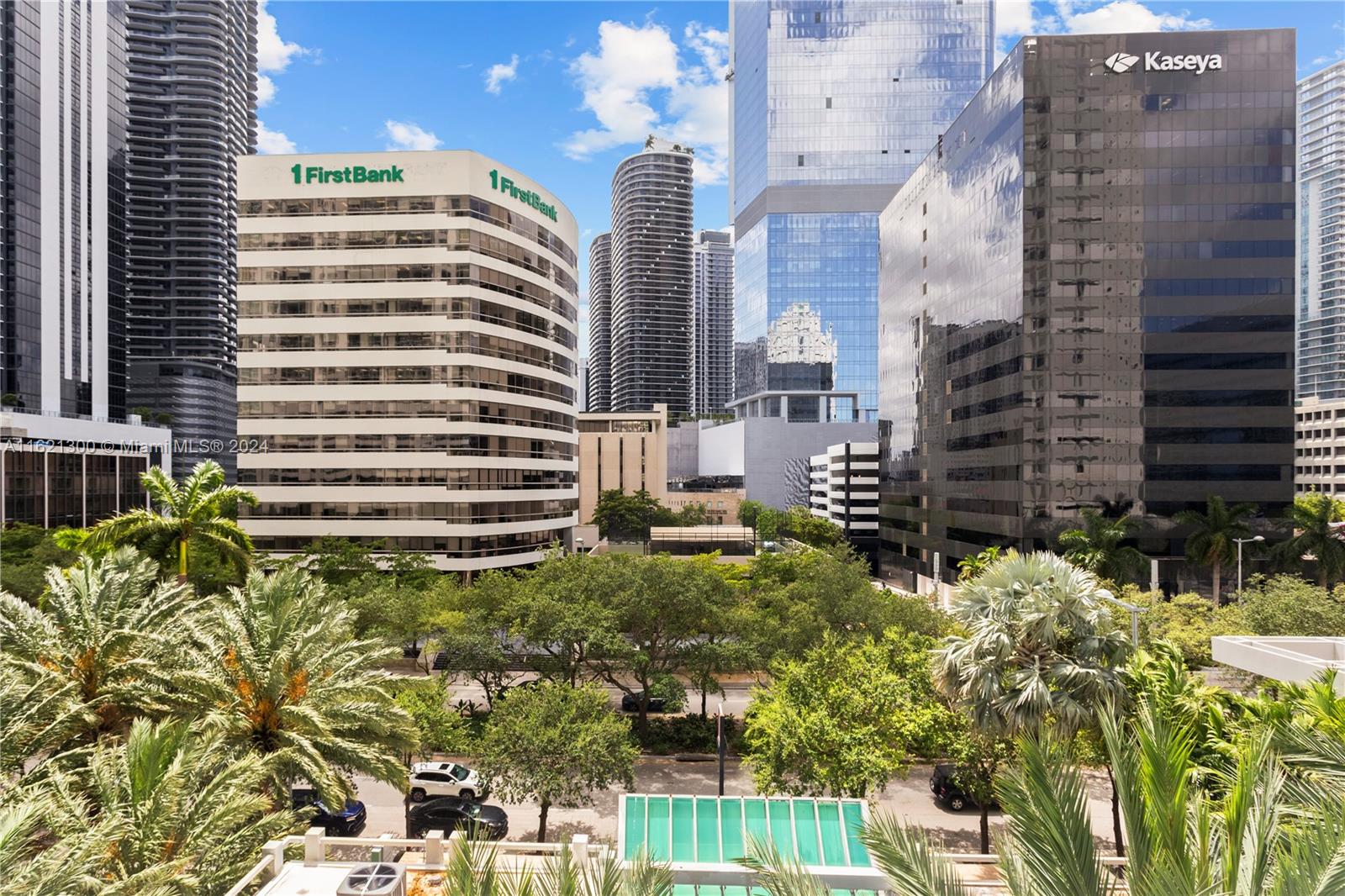 950 Brickell Bay Dr # 501