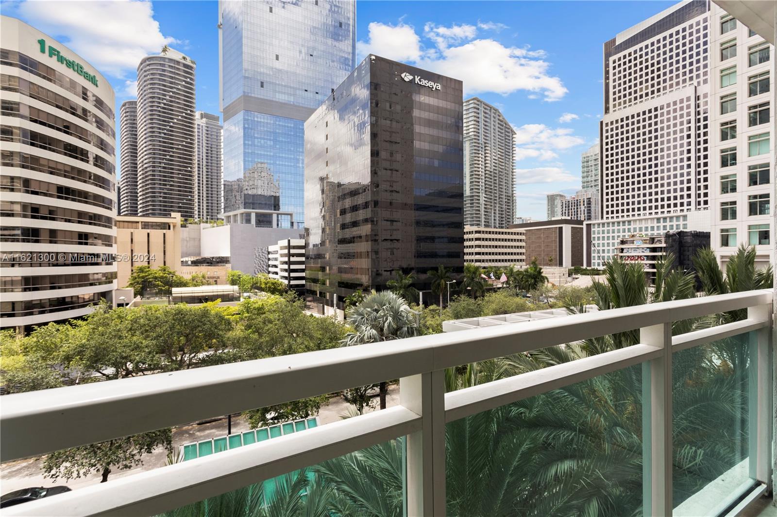 950 Brickell Bay Dr # 501