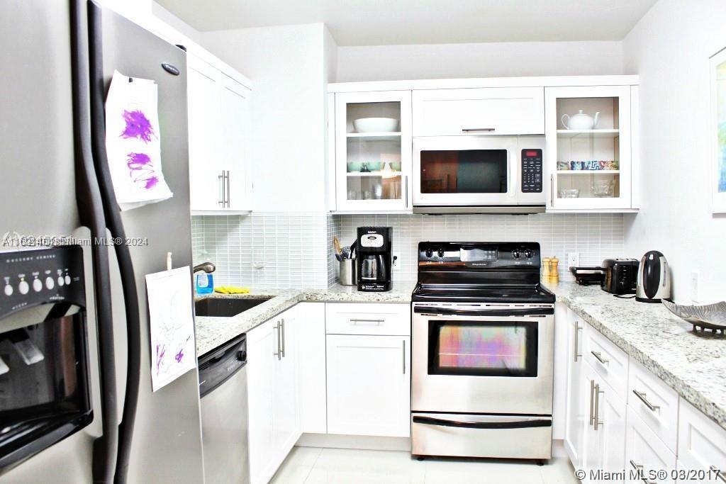 100 Bayview # 514