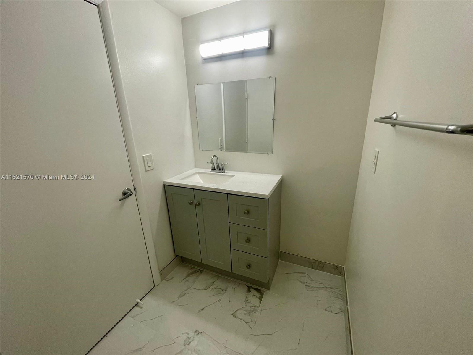 10103 Costa Del Sol Blvd # 56 Unit: F-56