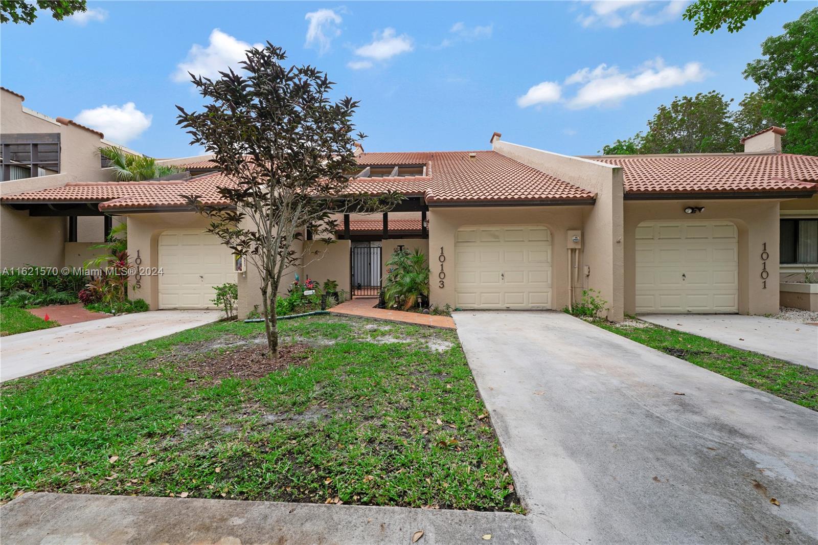 10103 Costa Del Sol Blvd # 56 Unit: F-56