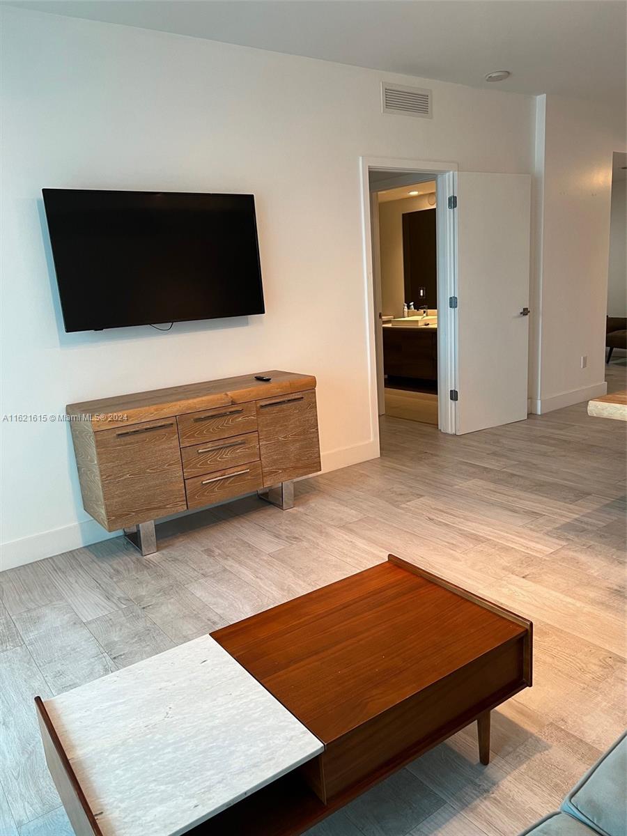 1080 Brickell Ave # 2602
