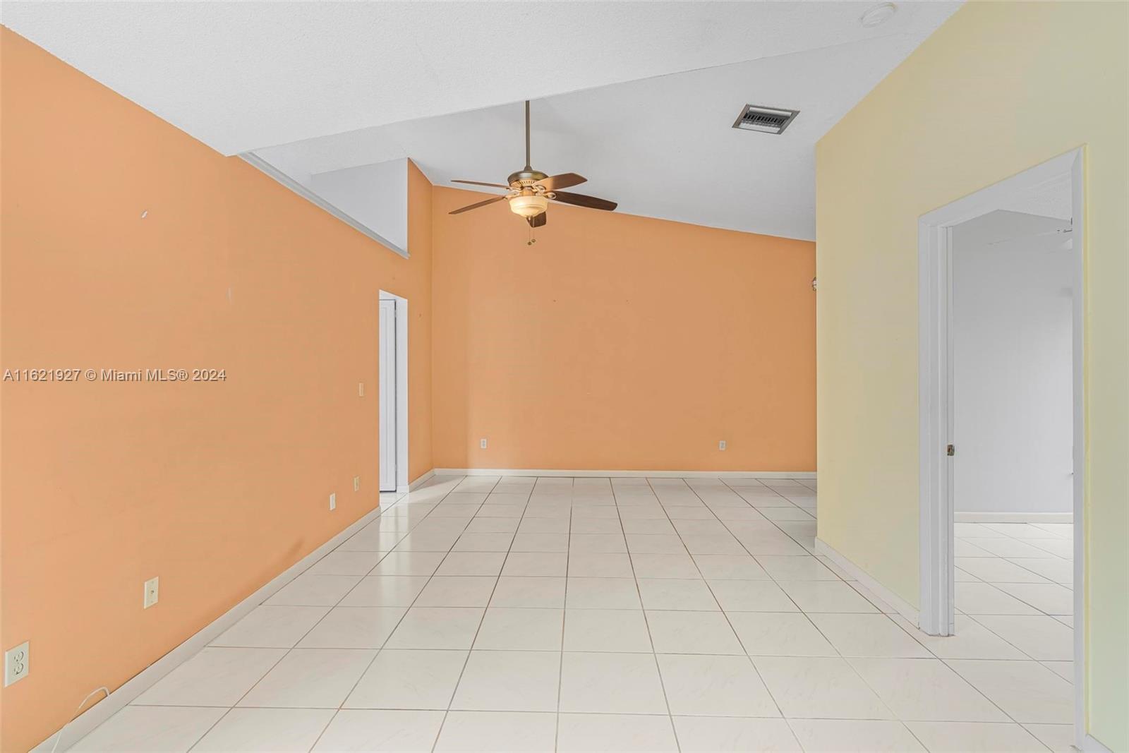6604 SW 152nd Pl # 04 Unit: 26-04