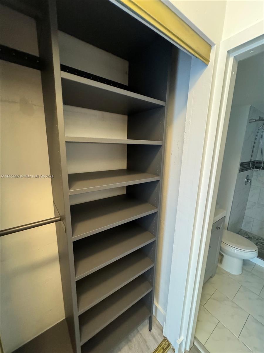 200 SE 15th Rd # 10G