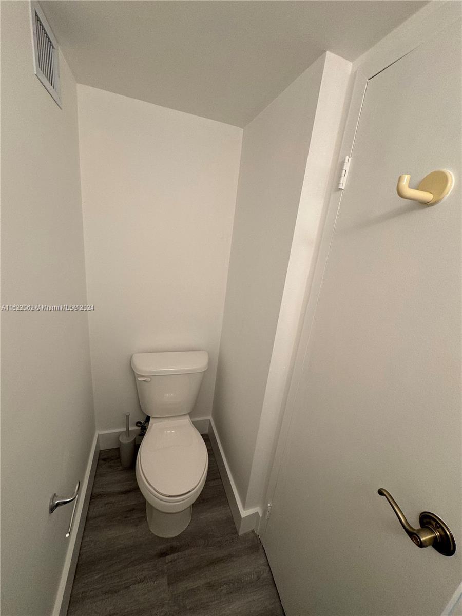 200 SE 15th Rd # 10G