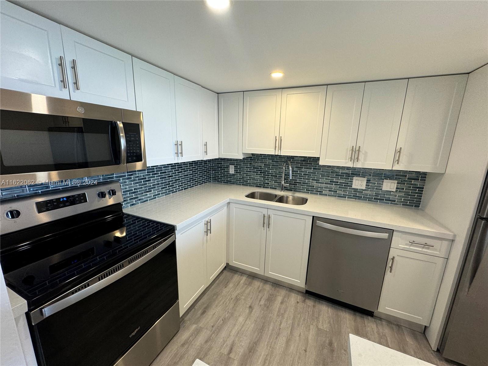 200 SE 15th Rd # 10G