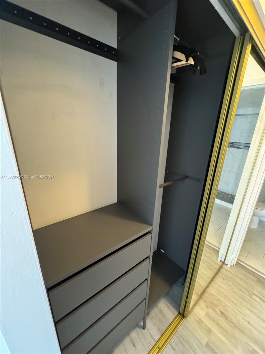 200 SE 15th Rd # 10G