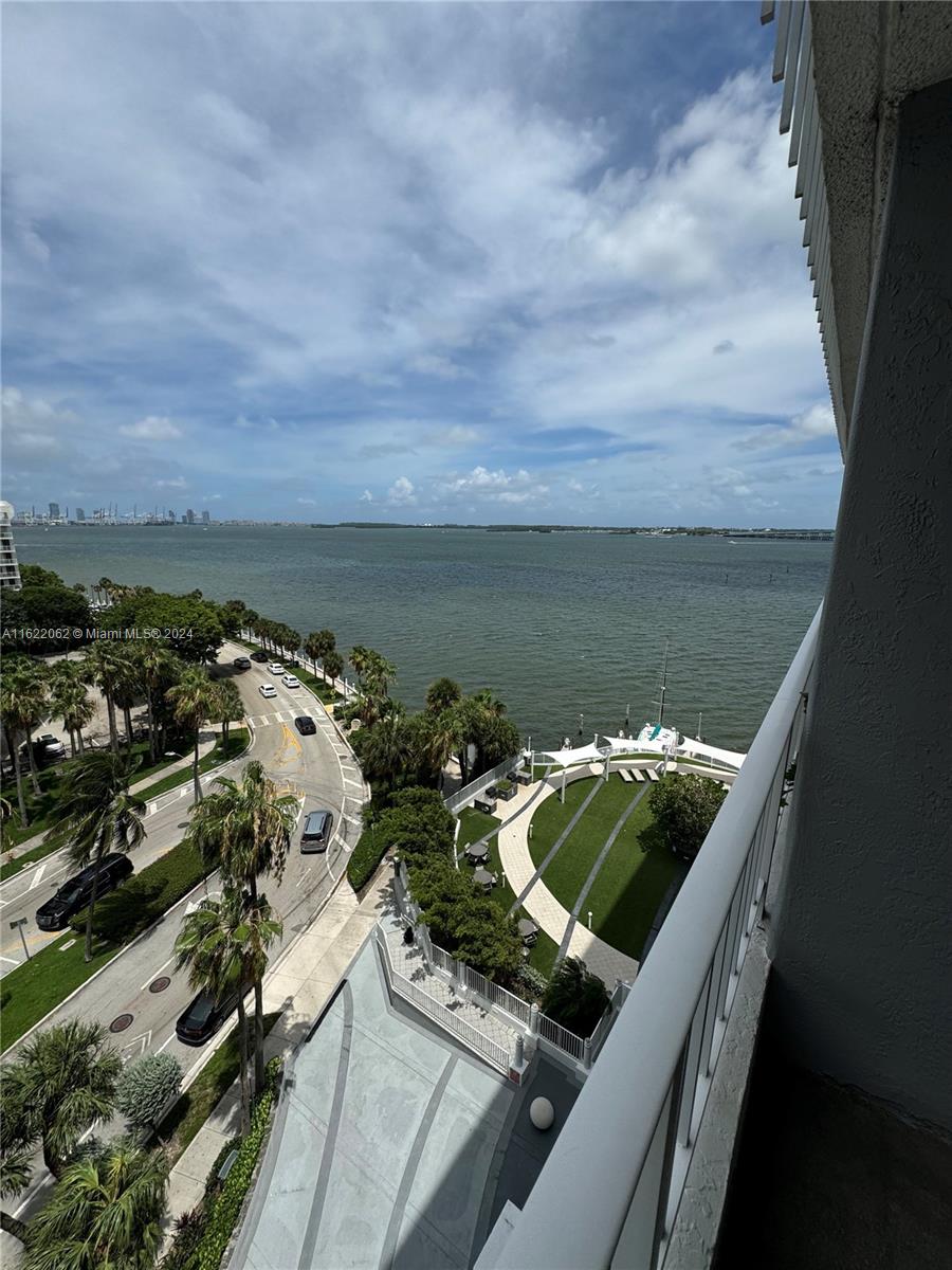 200 SE 15th Rd # 10G