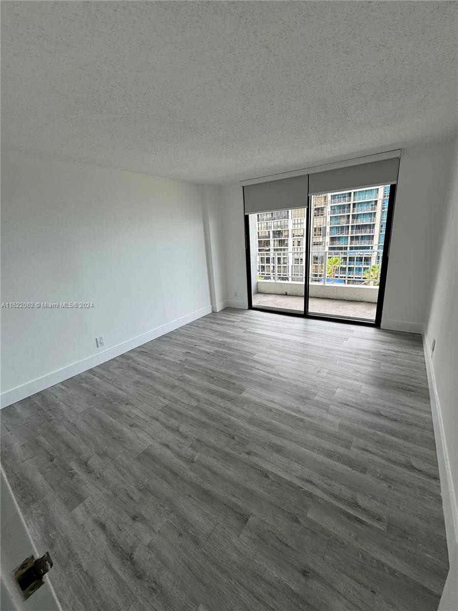 200 SE 15th Rd # 10G