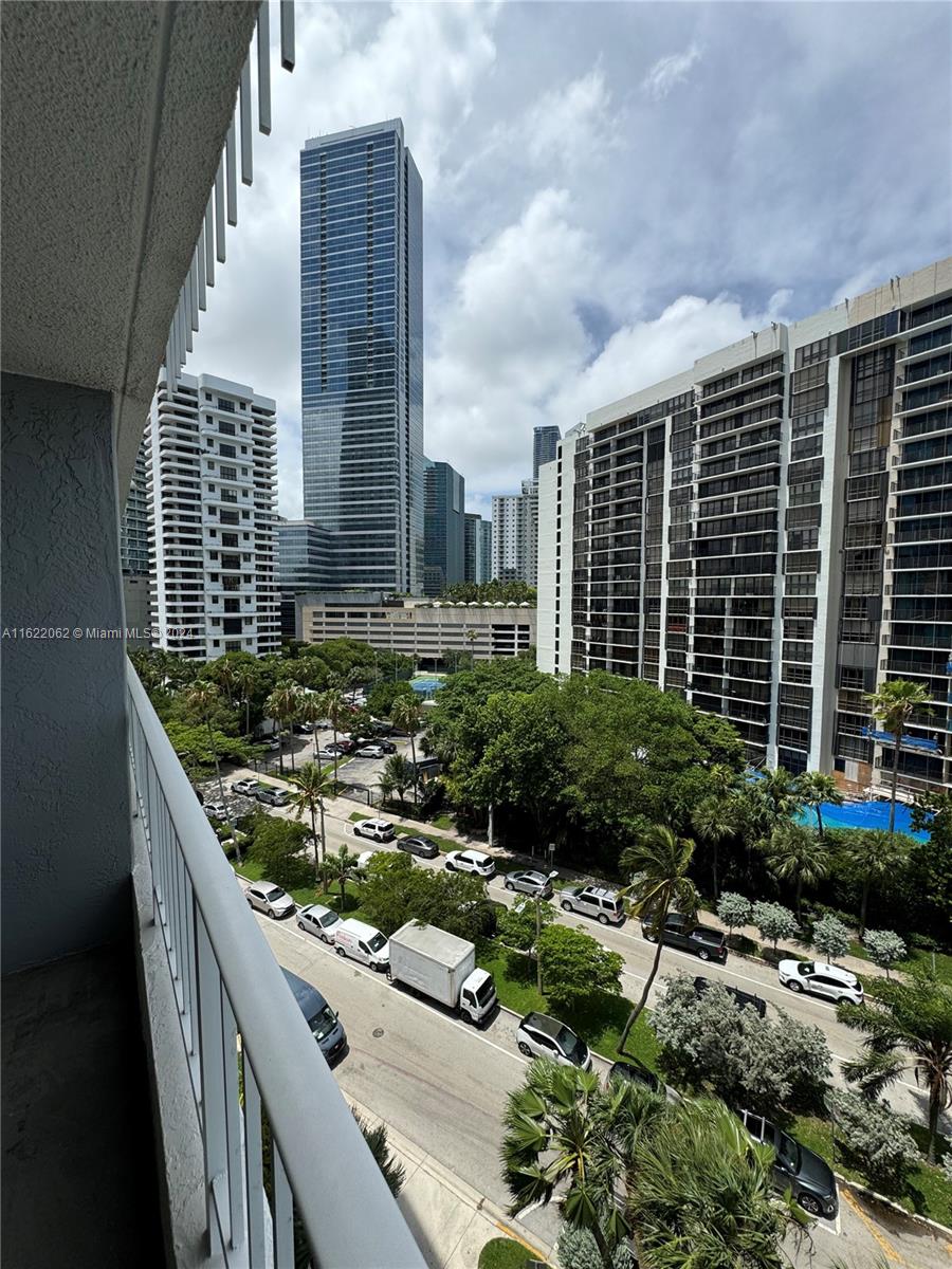 200 SE 15th Rd # 10G