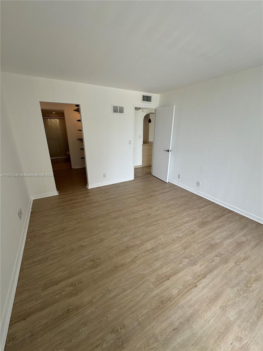 200 SE 15th Rd # 4F