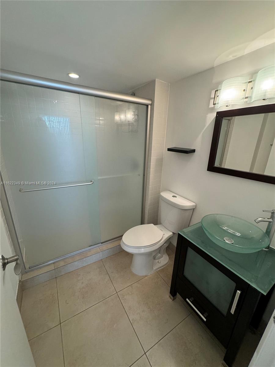 200 SE 15th Rd # 4F