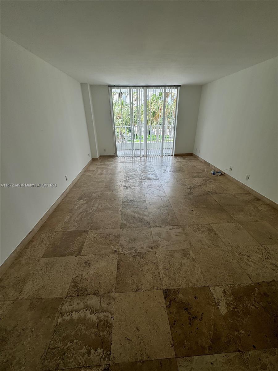 200 SE 15th Rd # 4F