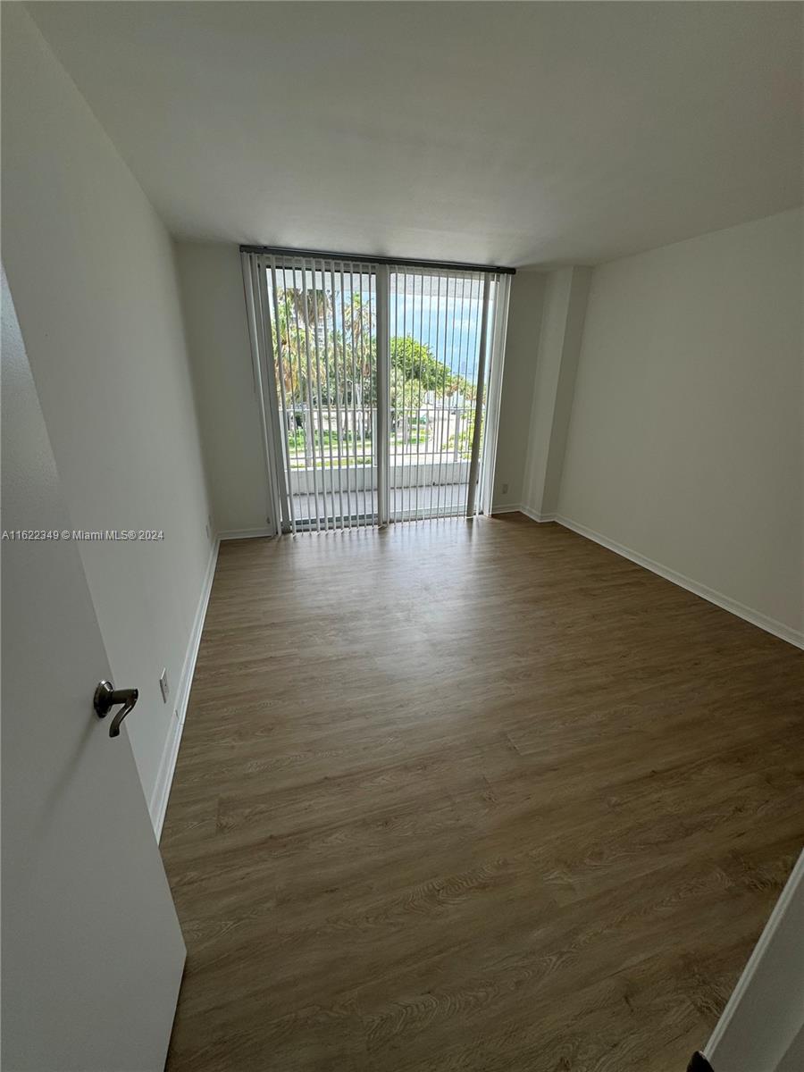 200 SE 15th Rd # 4F