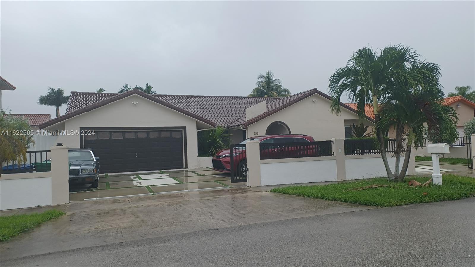 525 NW 136th Ct