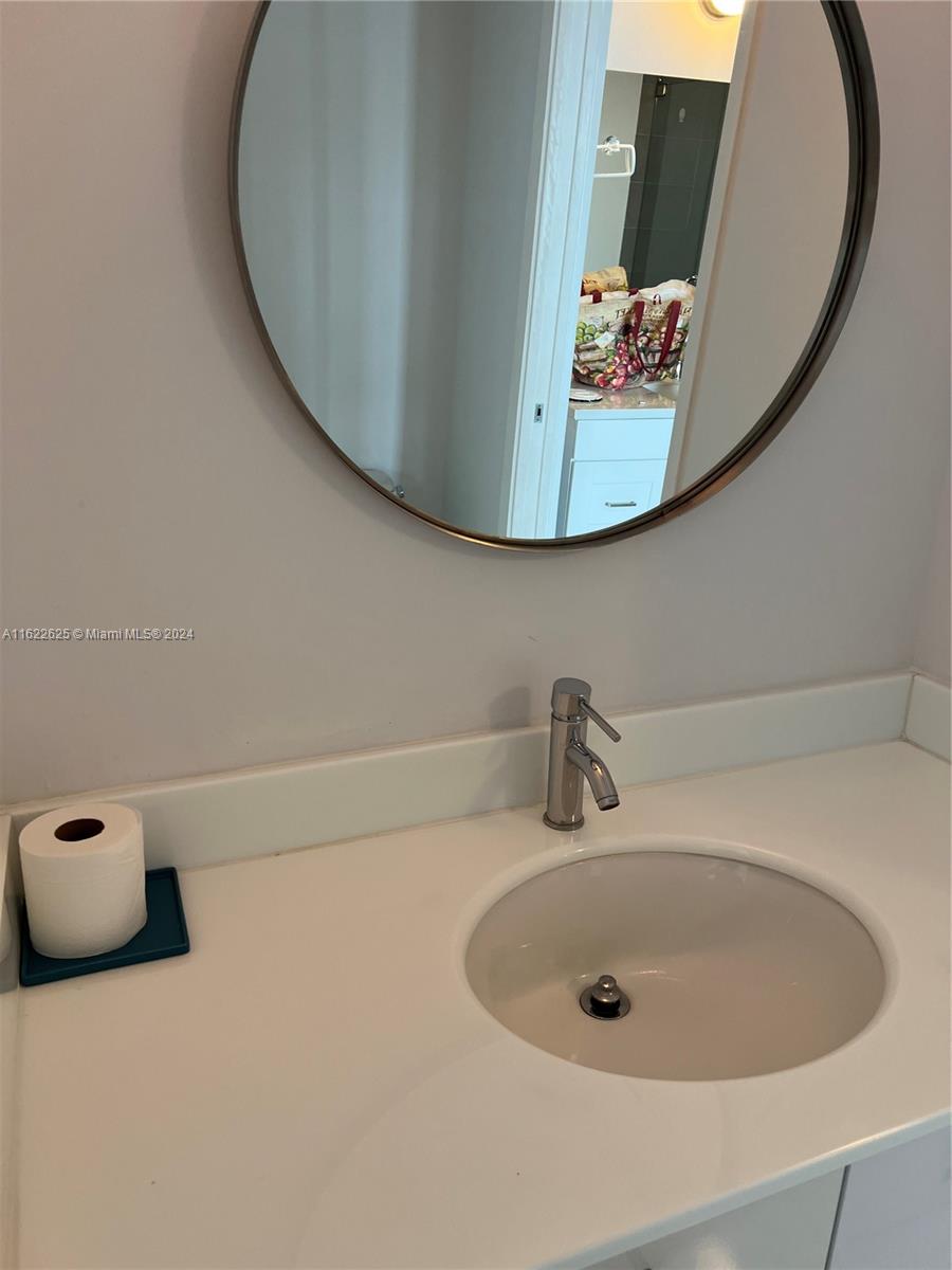 92 SW 3rd St # 4309