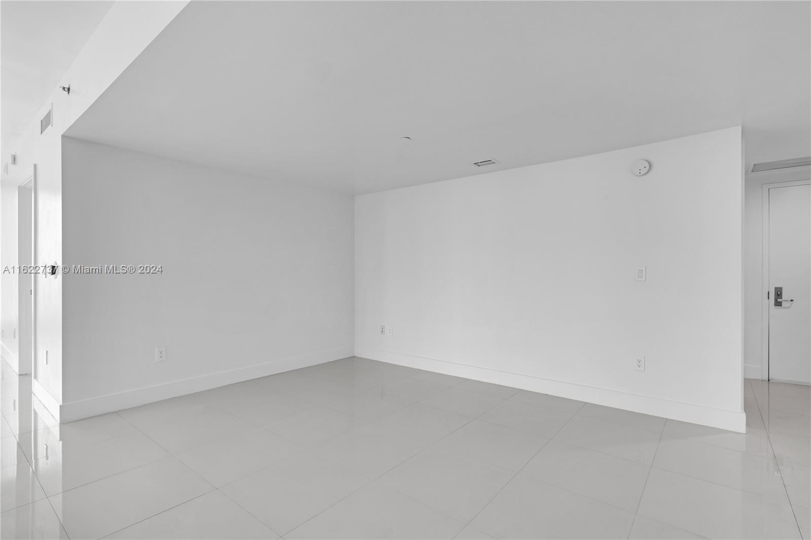 495 Brickell Ave # 2302