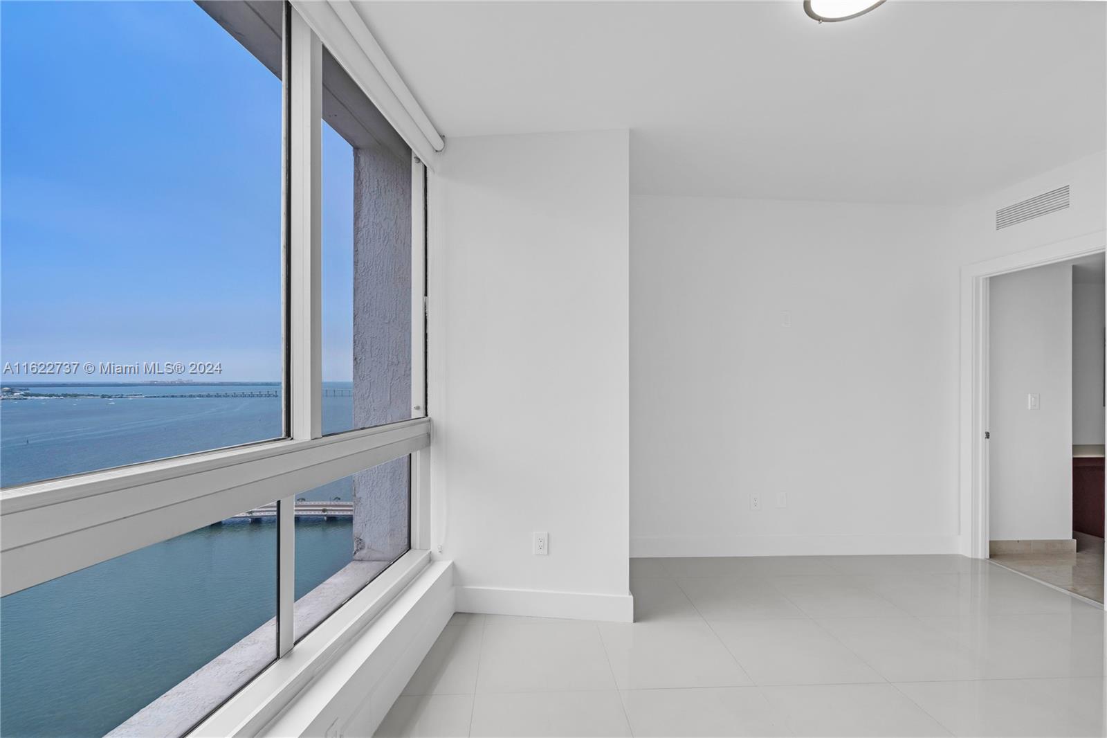 495 Brickell Ave # 2302