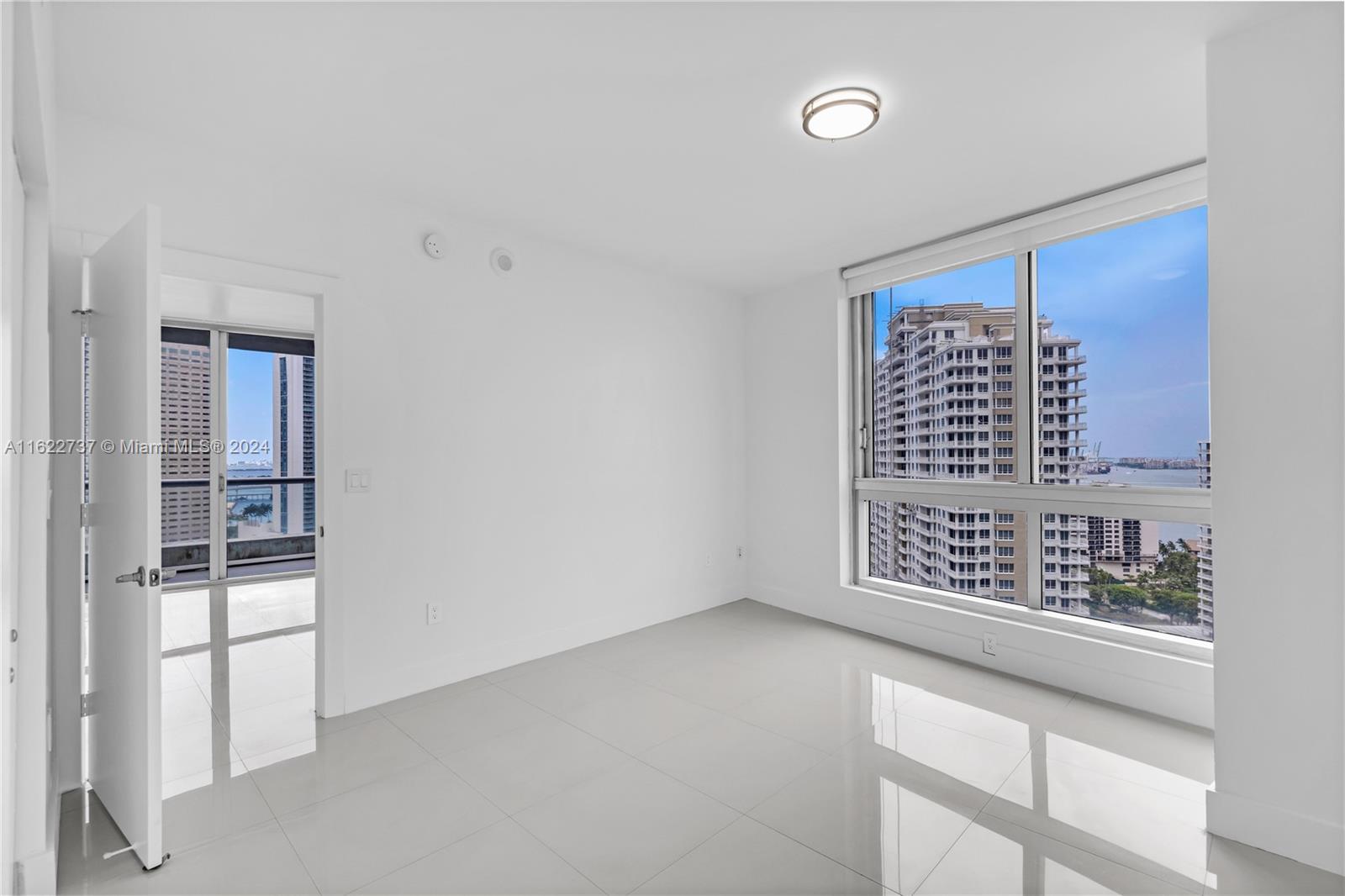 495 Brickell Ave # 2302