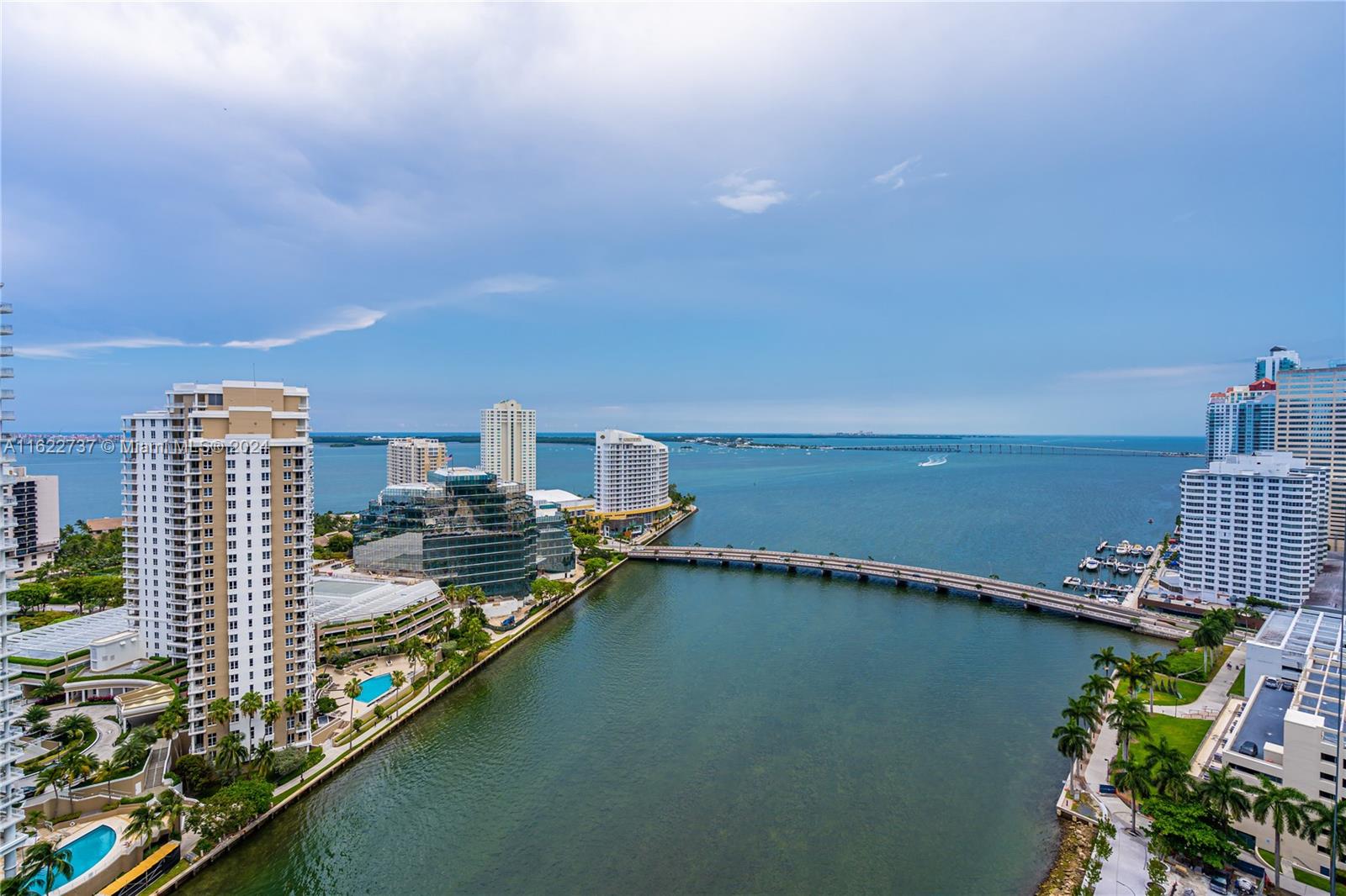 495 Brickell Ave # 2302