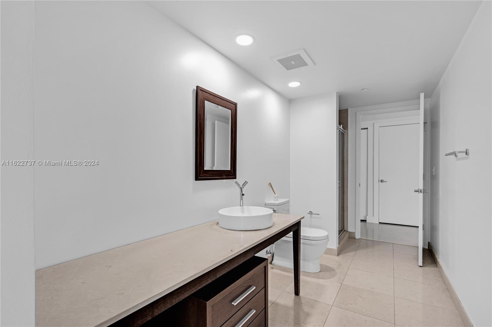 495 Brickell Ave # 2302