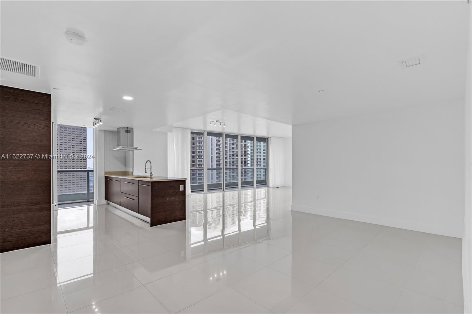 495 Brickell Ave # 2302