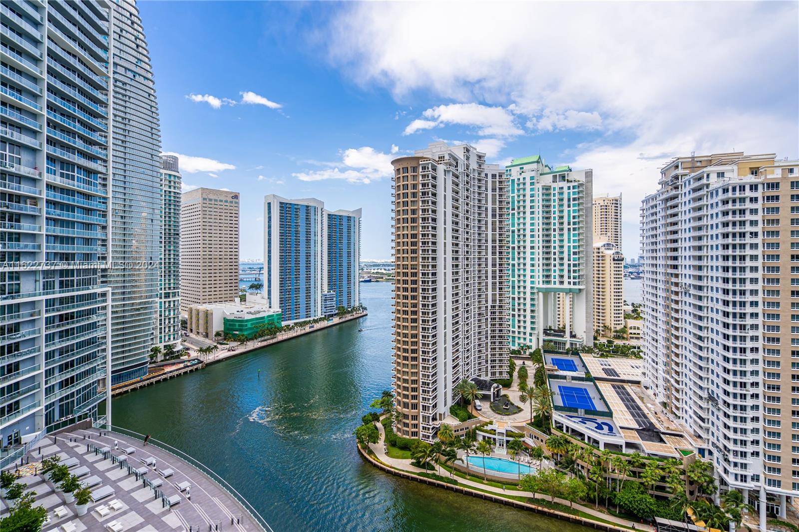 495 Brickell Ave # 2302