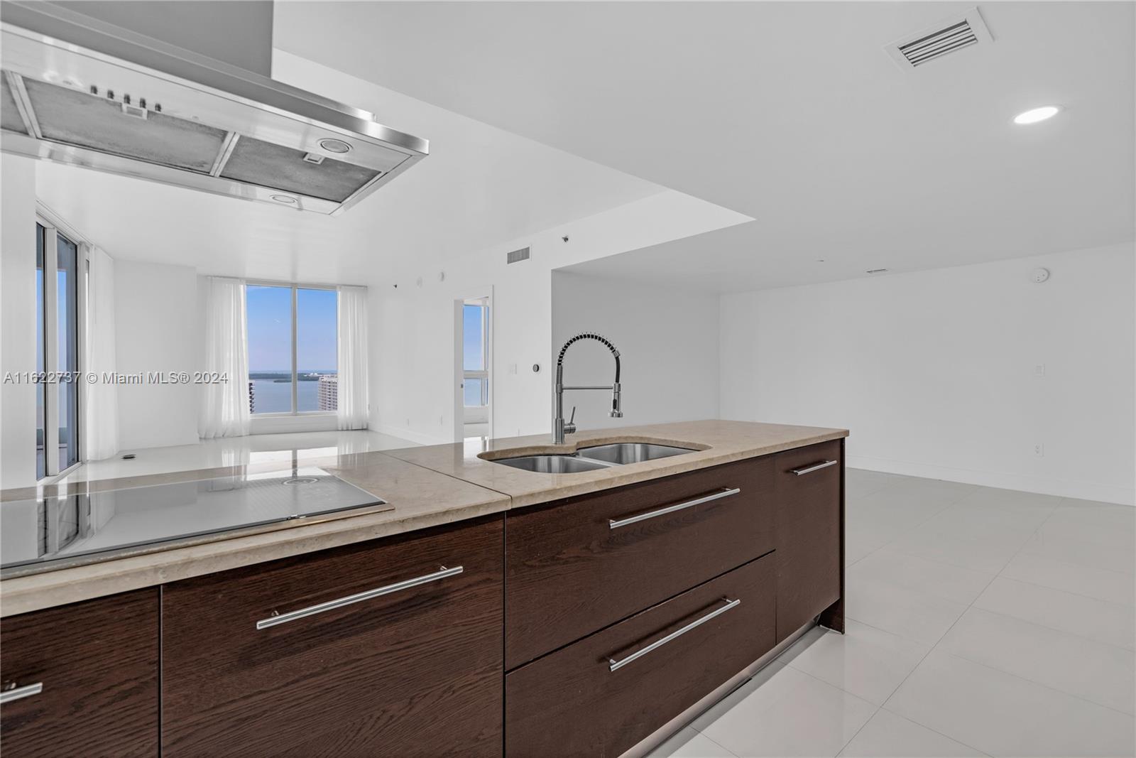 495 Brickell Ave # 2302