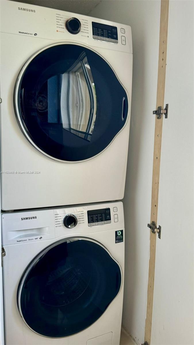 7015 NW 173rd Dr # 208