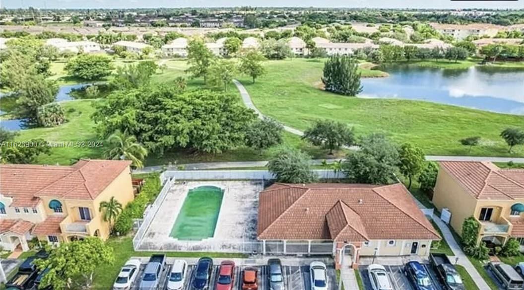 7015 NW 173rd Dr # 208