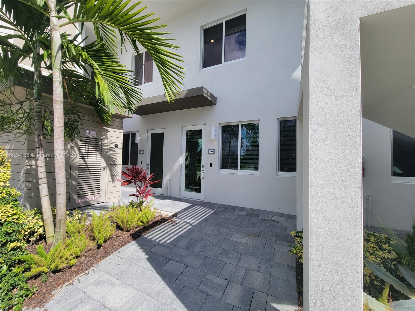 6401 NW 103rd Pl # 105