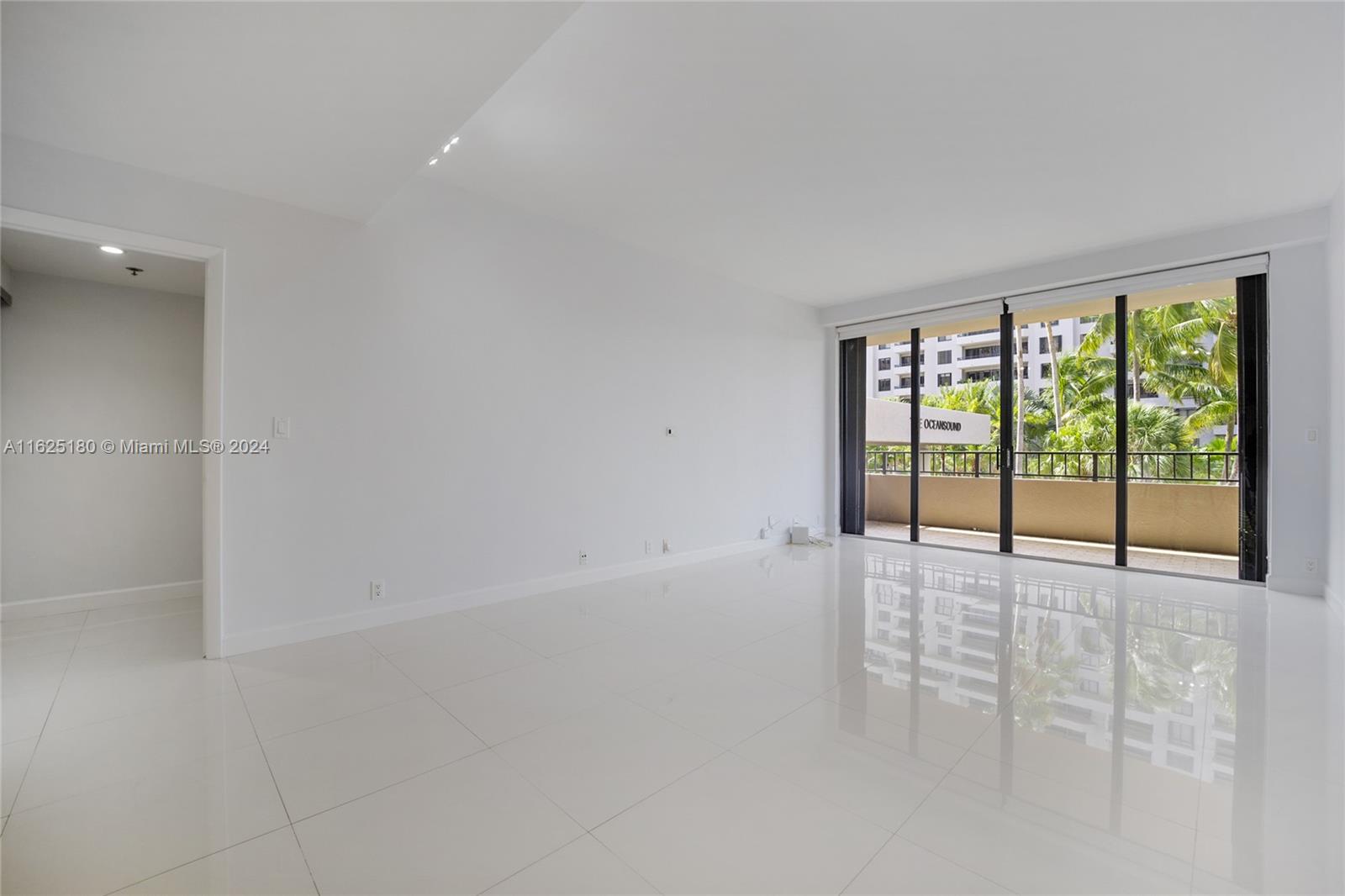 251 CRANDON BL # 224