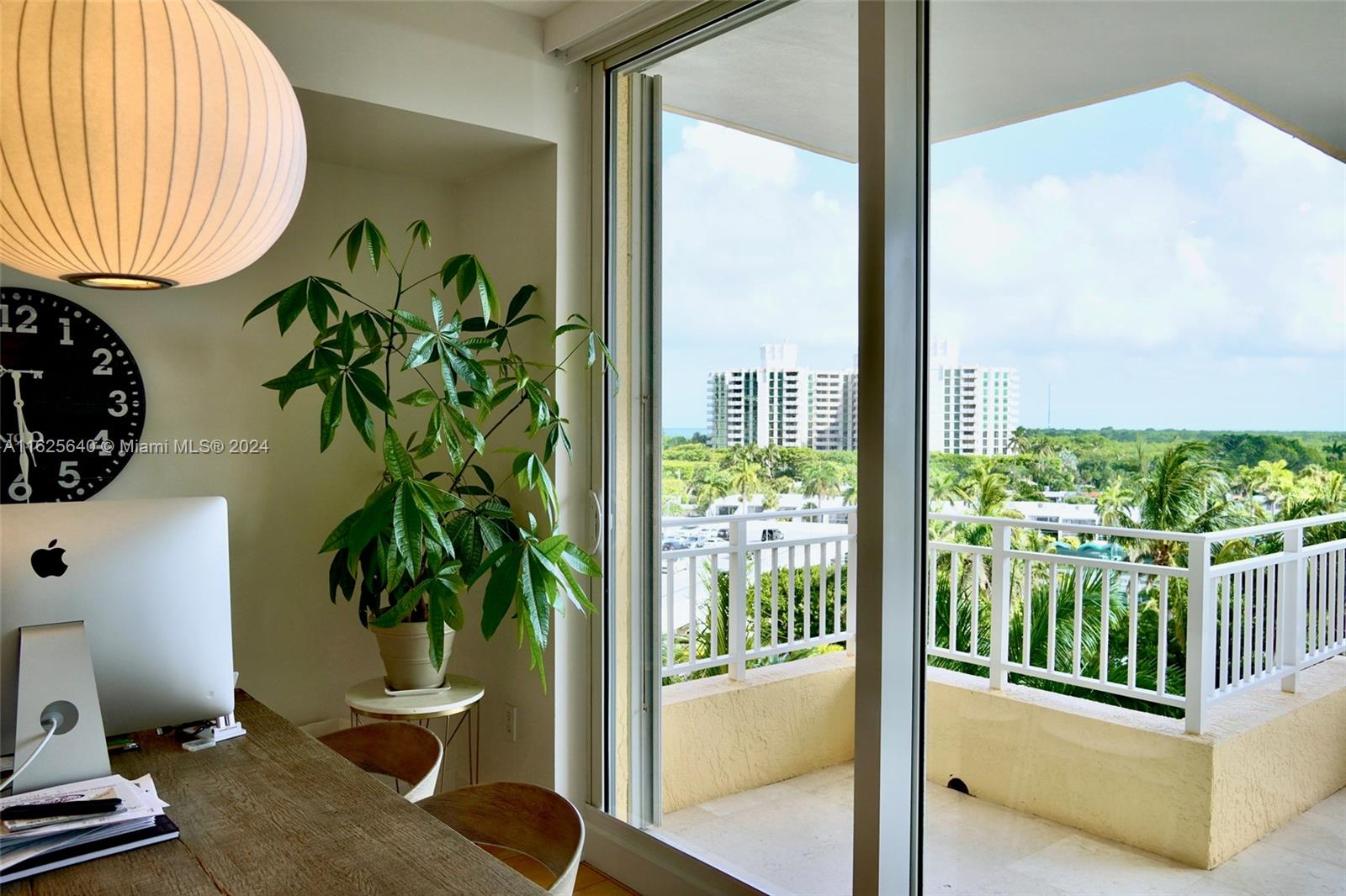 799 Crandon Blvd # 607