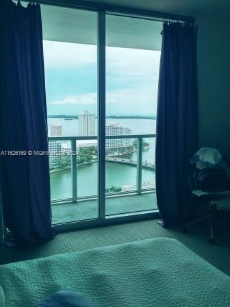 500 BRICKELL AVE # 3200