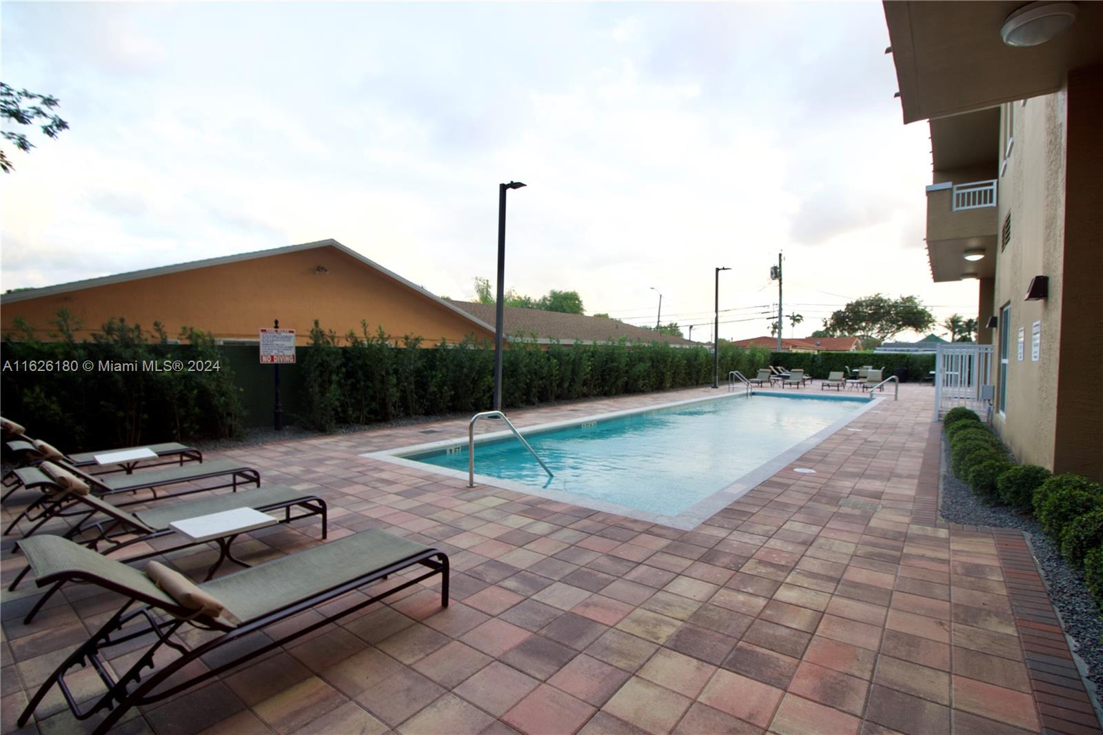 2665 SW 37th Ave # 911