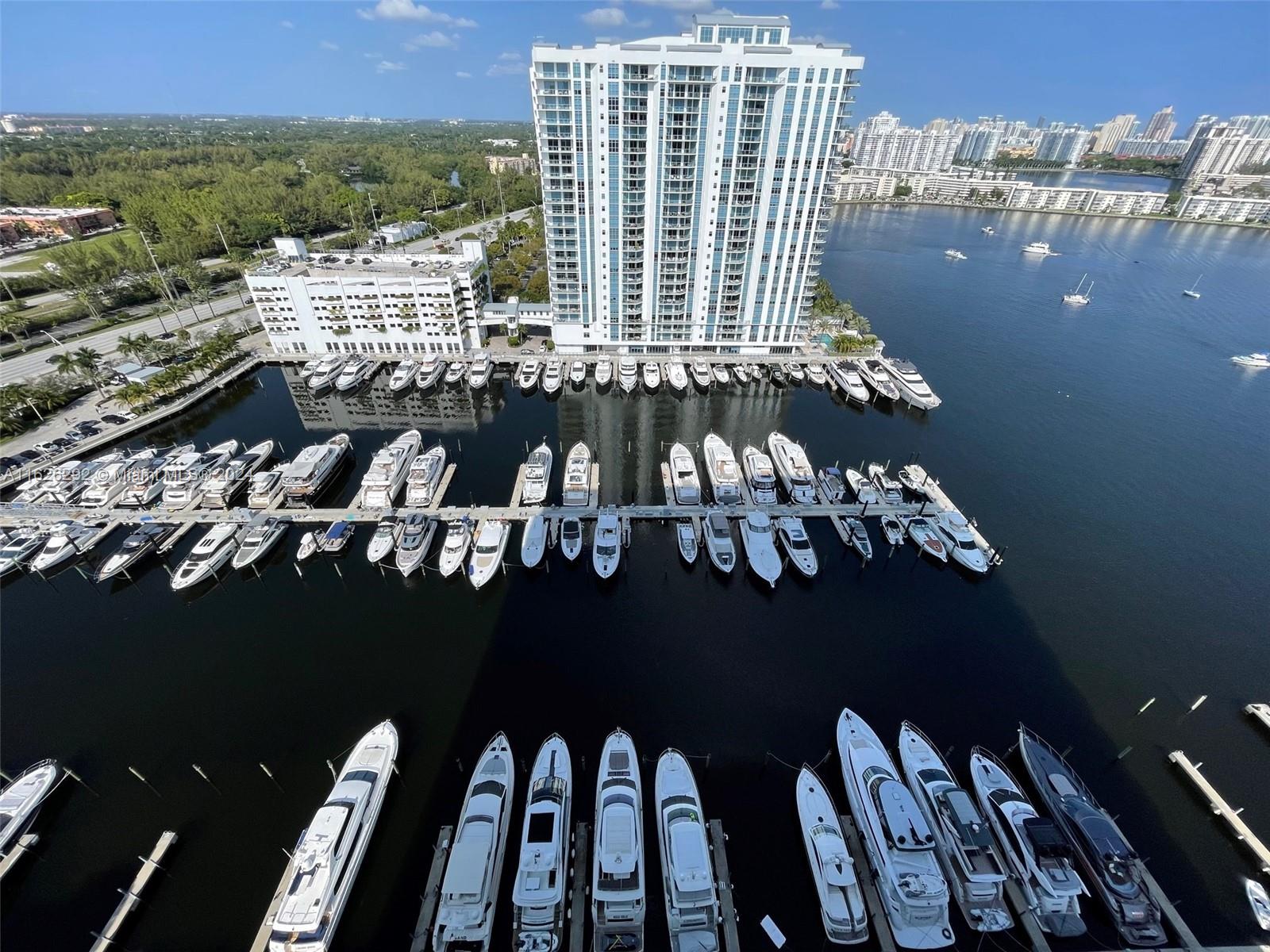 17211 Biscayne Blvd BS #77